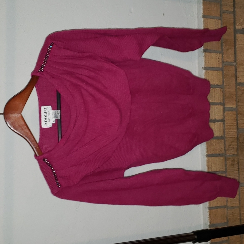 Womens used sweater